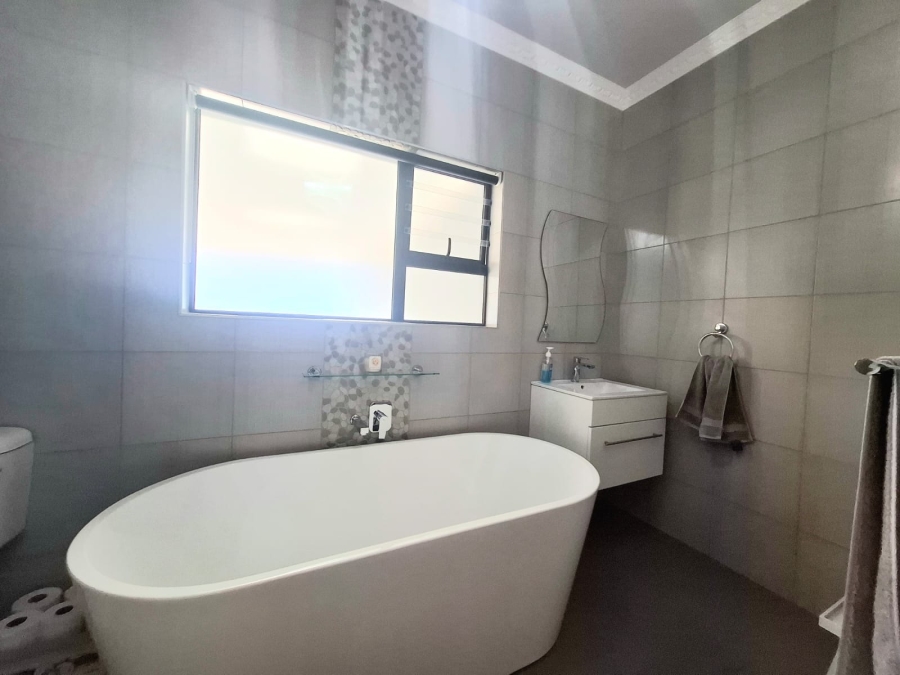 4 Bedroom Property for Sale in Stirling Eastern Cape